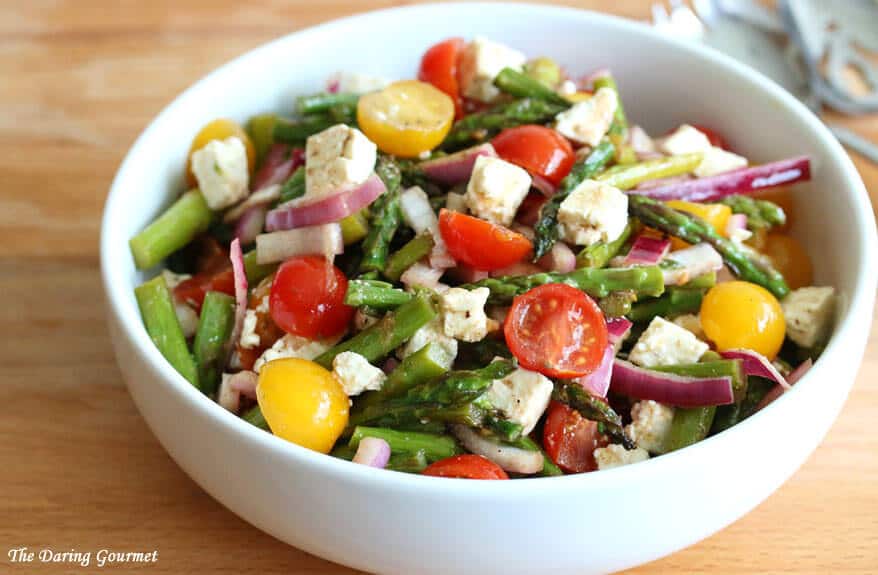 Greek salad recipe asparagus tomatoes feta cheese red onions vinaigrette dressing healthy