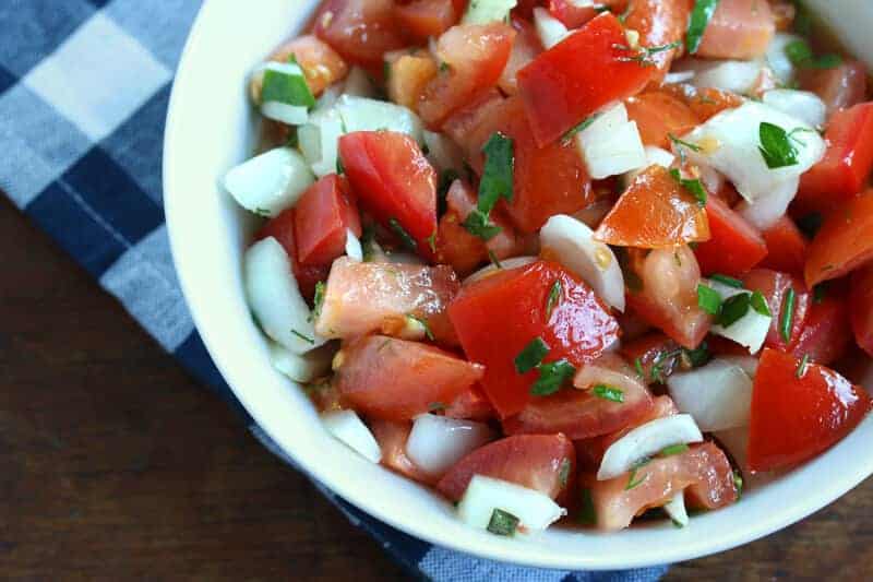 German Tomato Salad (Tomatensalat) - The Daring Gourmet