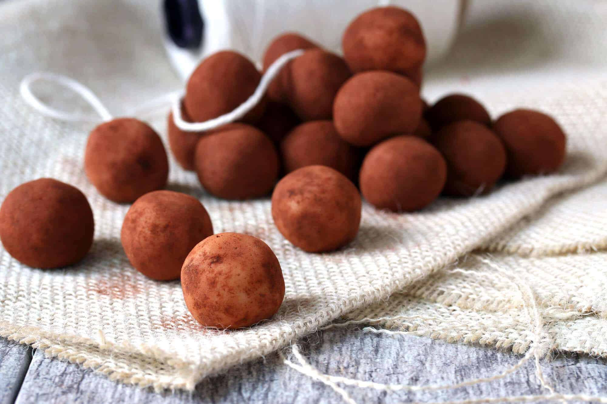 Marzipankartoffeln (Chocolate Dusted Marzipan Potatoes) - The Daring ...