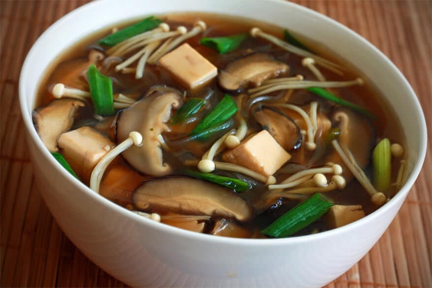 Japanese Soup recipe shiitake enoki mushrooms tofu vermicelli 