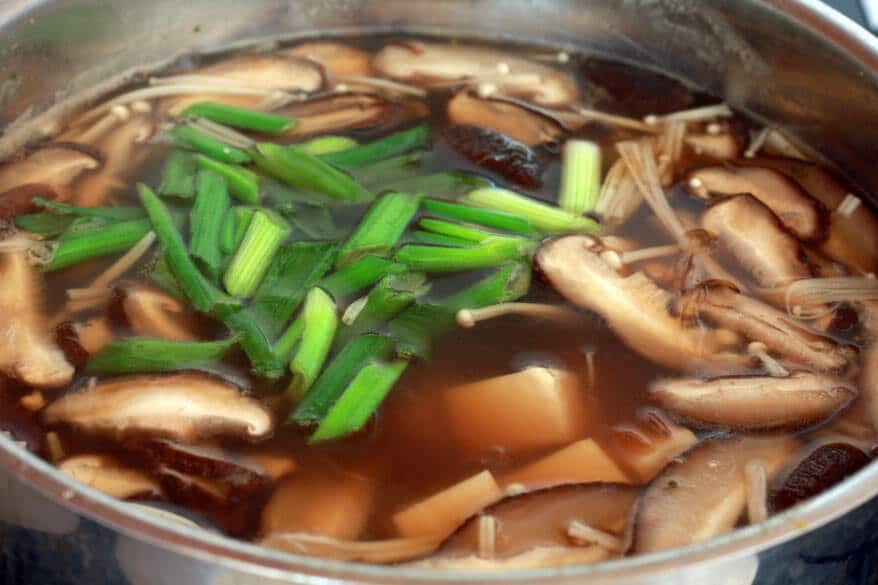 Japanese Soup recipe shiitake enoki mushrooms tofu vermicelli 