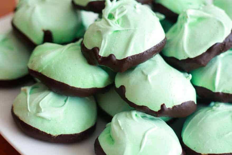 Mint Chocolate Meringues Recipe The Daring Gourmet