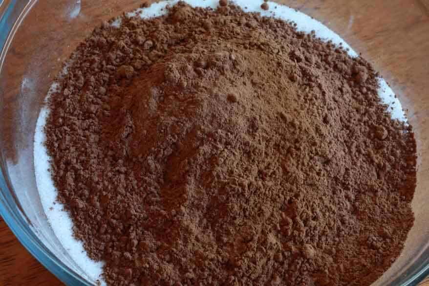Chocolate Almond Quinoa Cake prep 5