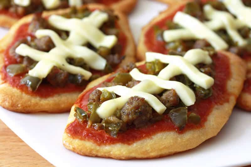 Mini-Football-Pizzas-2-sm