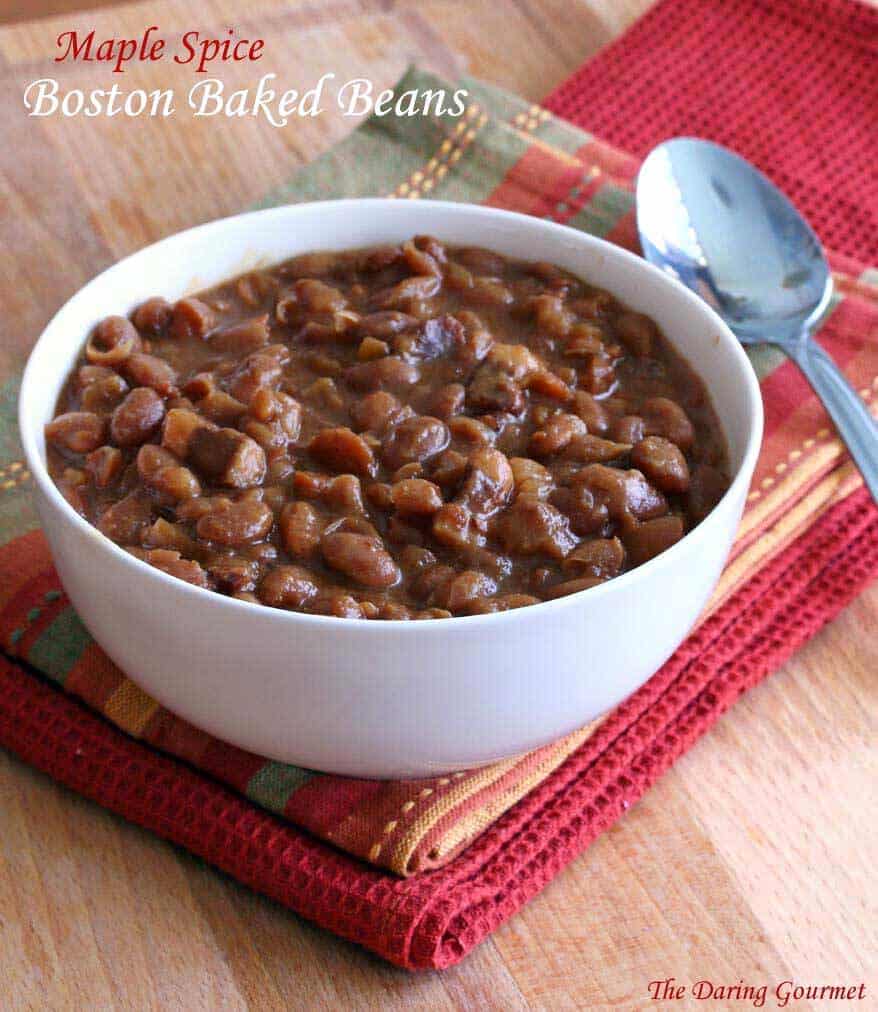 maple spice Boston baked beans recipe maple syrup bacon cloves spice molasses slow cooker crock pot