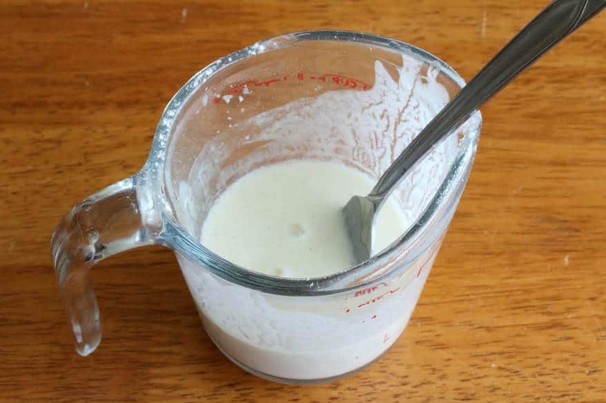 making flour slurry