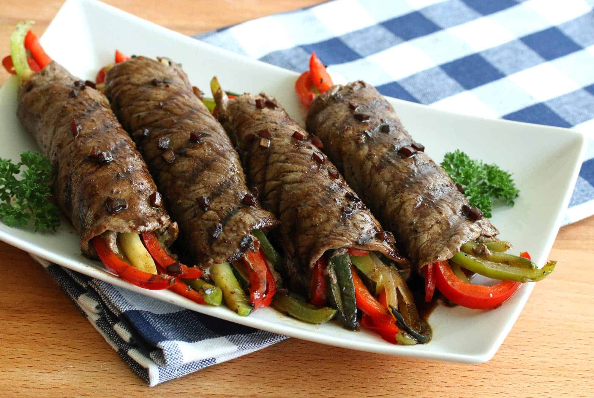 rosemary balsamic glazed steak rolls recipe vegetables healthy low carb low calorie bell peppers zucchini mushrooms