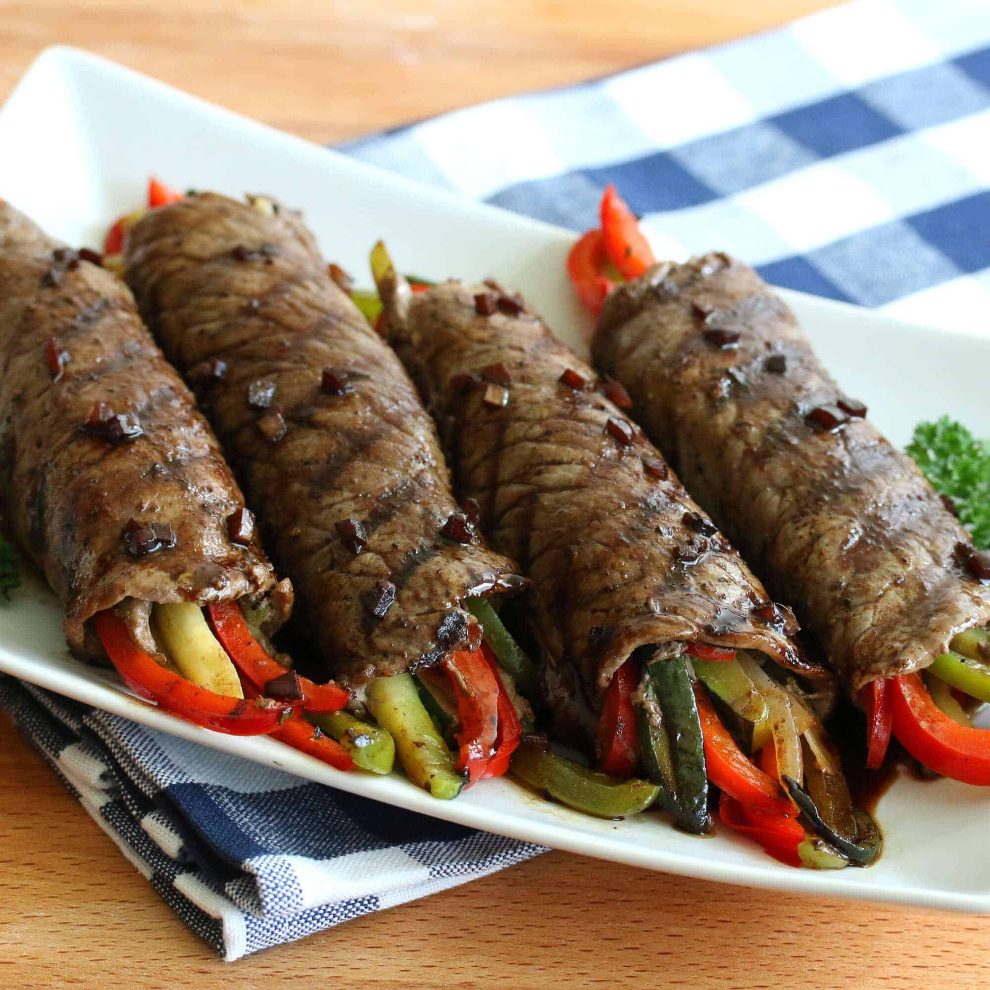 rosemary balsamic glazed steak rolls recipe vegetables healthy low carb low calorie bell peppers zucchini mushrooms