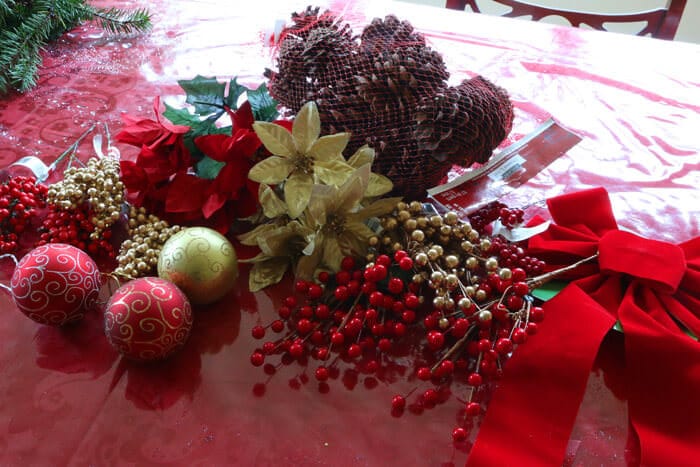 Christmas-Wreath-prep-1