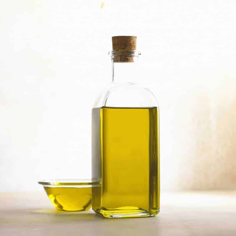 A Comprehensive Guide To Cooking Oils: The Good, The Bad and The