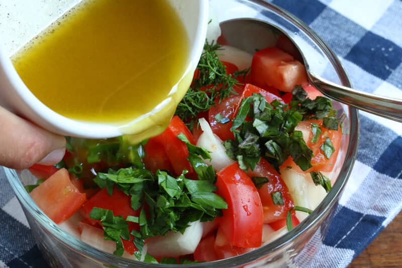 german tomato salad recipe basil dill onions herbs vinaigrette