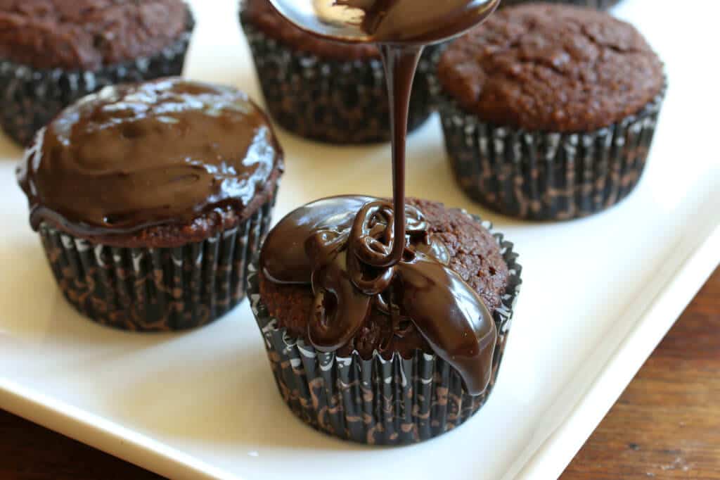 healthy chocolate cupcakes recipe whole grain flour spelt coconut oil honey wheat germ quinoa zucchini