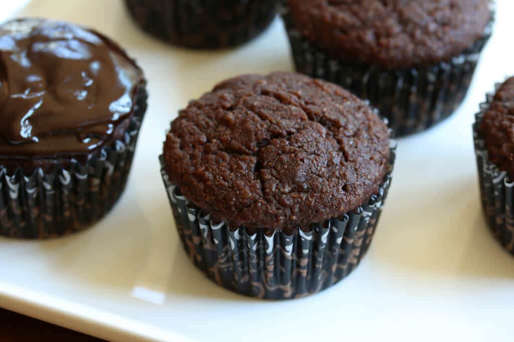 healthy chocolate cupcakes whole grain coconut oil no sugar wheat germ quinoa recipe