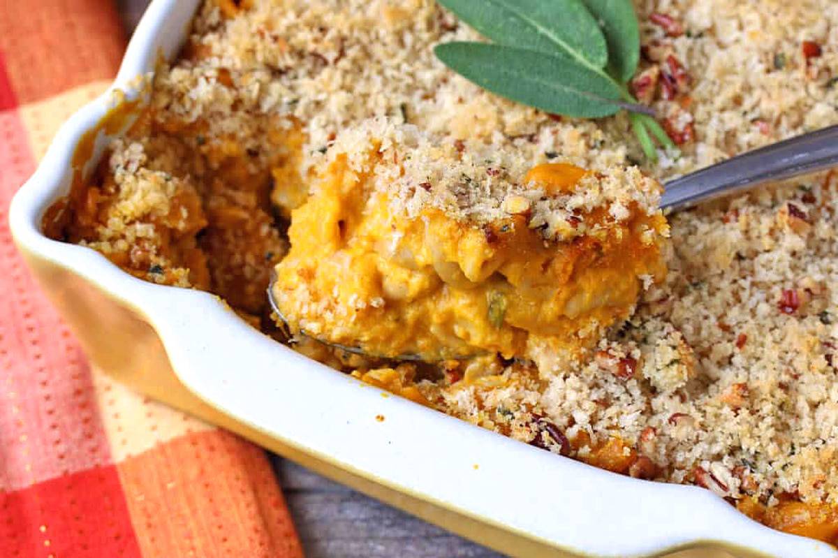 pumpkin mac and cheese recipe cheddar gorgonzola blue cheese sage pecans whole grain 