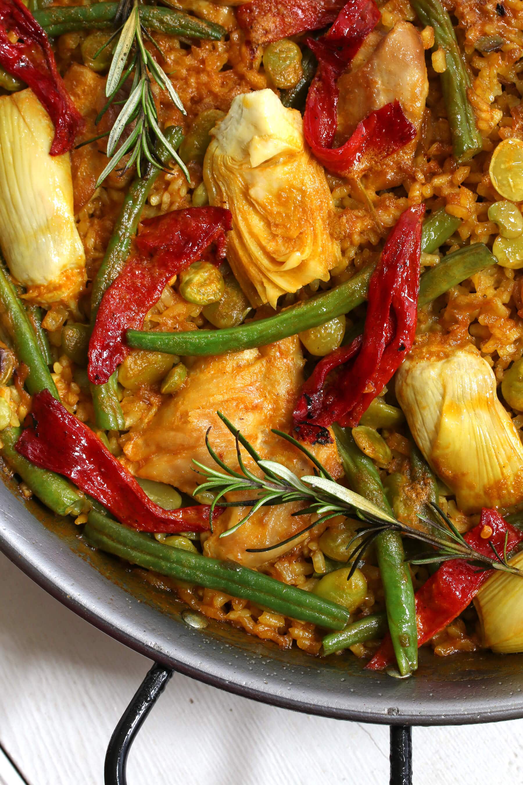 Valencian Paella (Paella Valenciana) The Daring Gourmet