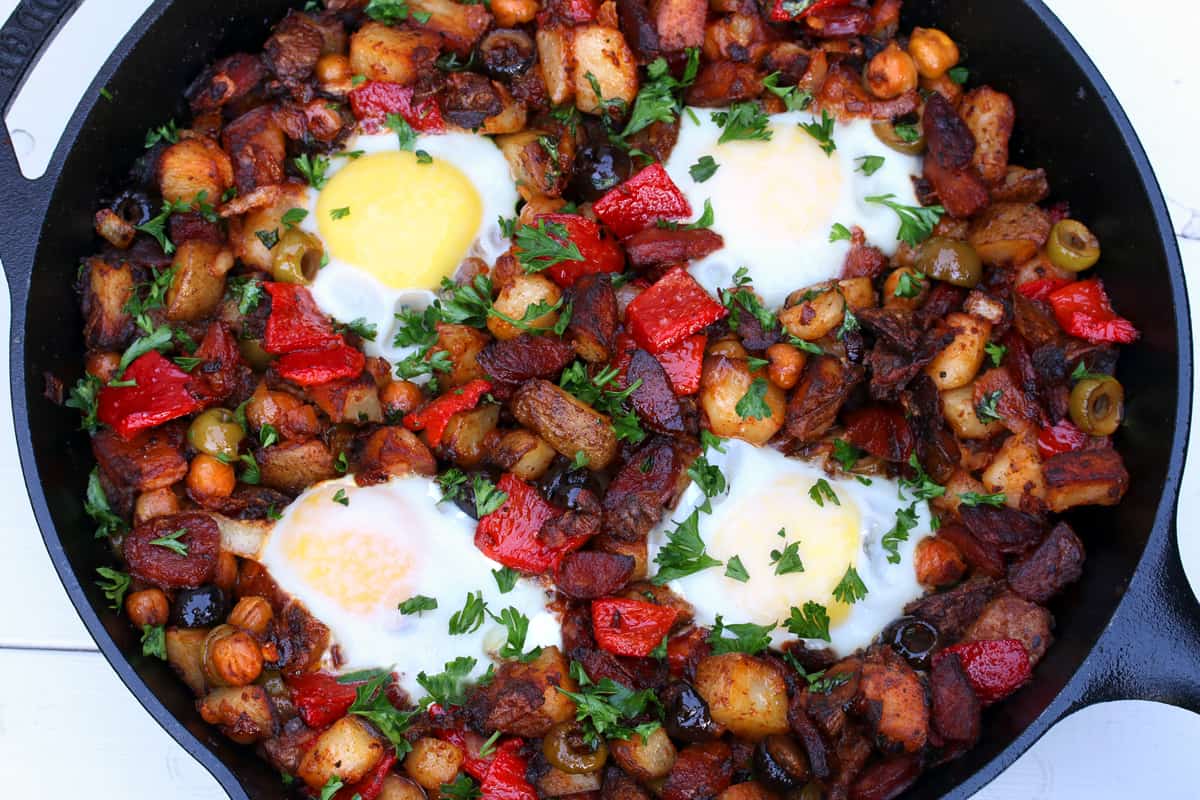 portuguese potato hash recipe linguica sausage roasted red peppers olives garbanzo beans smoked paprika