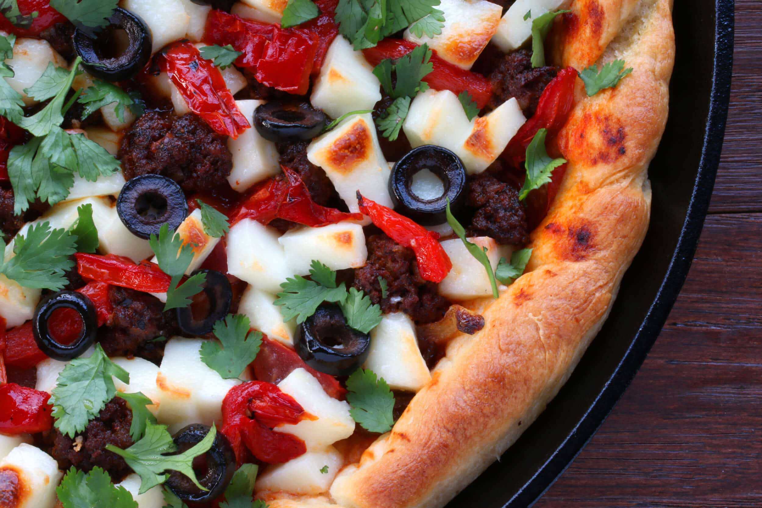 Deep Dish Easy Release Pizza Pan — The Grateful Gourmet