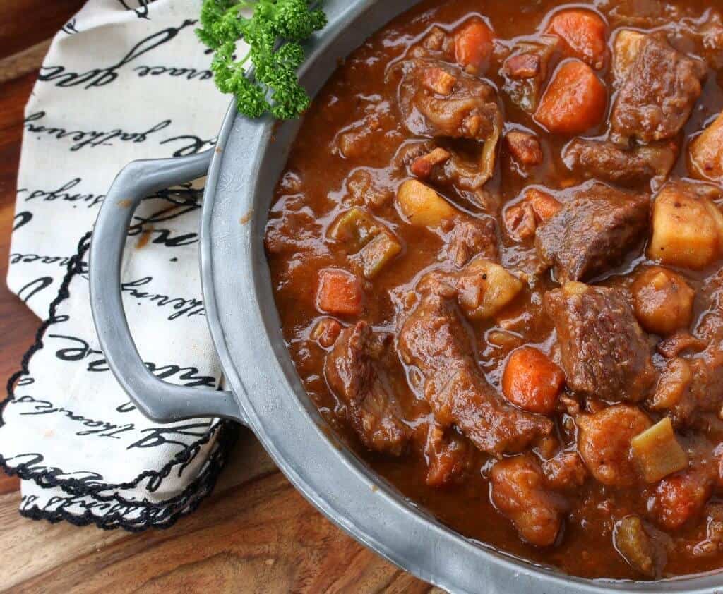 beef guinness stew recipe best authentic traditional Irish stout beer pub