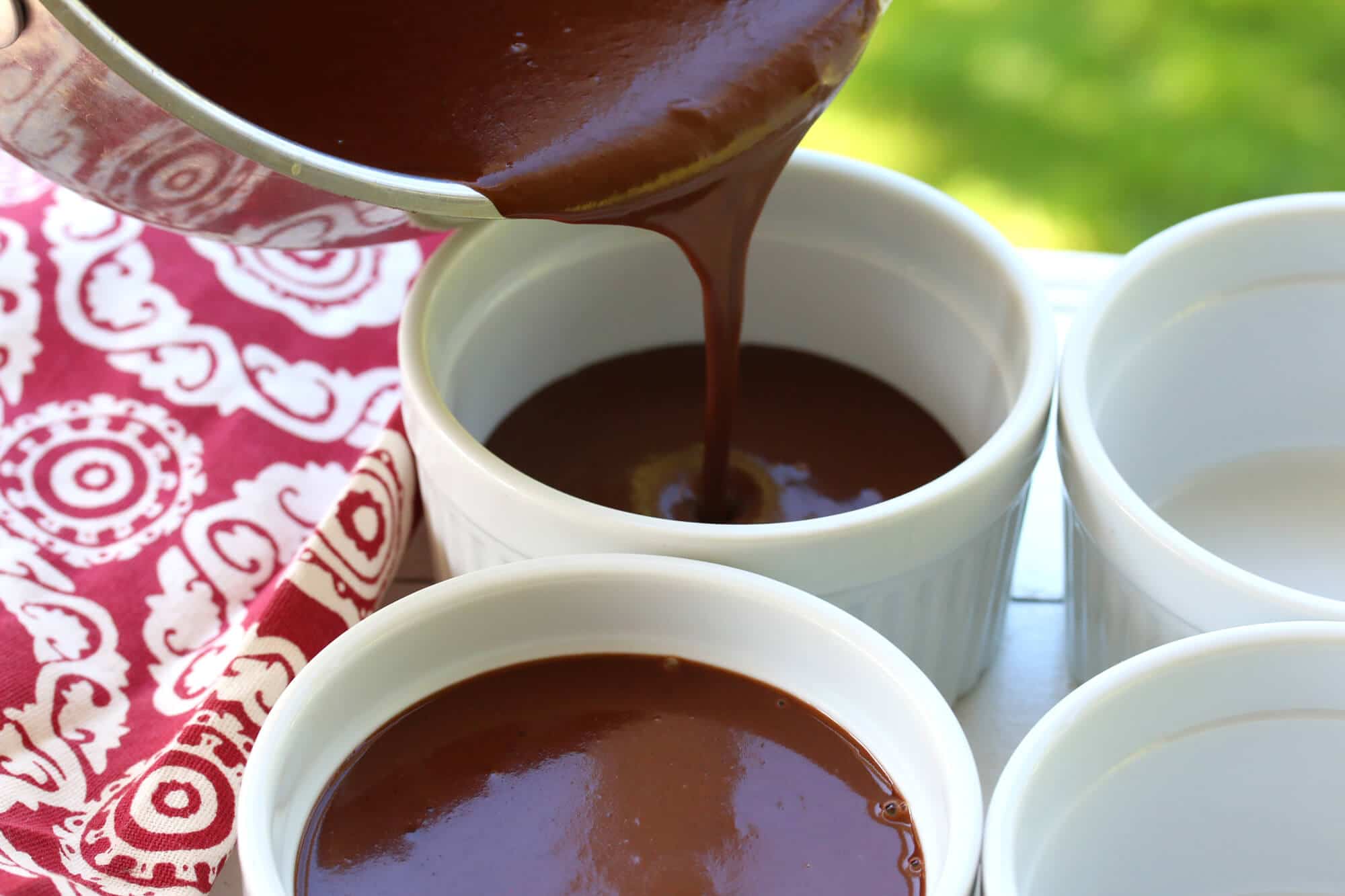 Chocolate Pots de Creme - Hot Chocolate Pots de Créme & Marshmallow