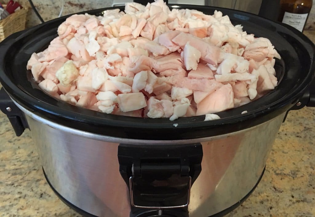 how to make lard render fat pork pig fat homemade diy slow cooker crock pot oven stovetop homesteading leaf kidney tallow fatback