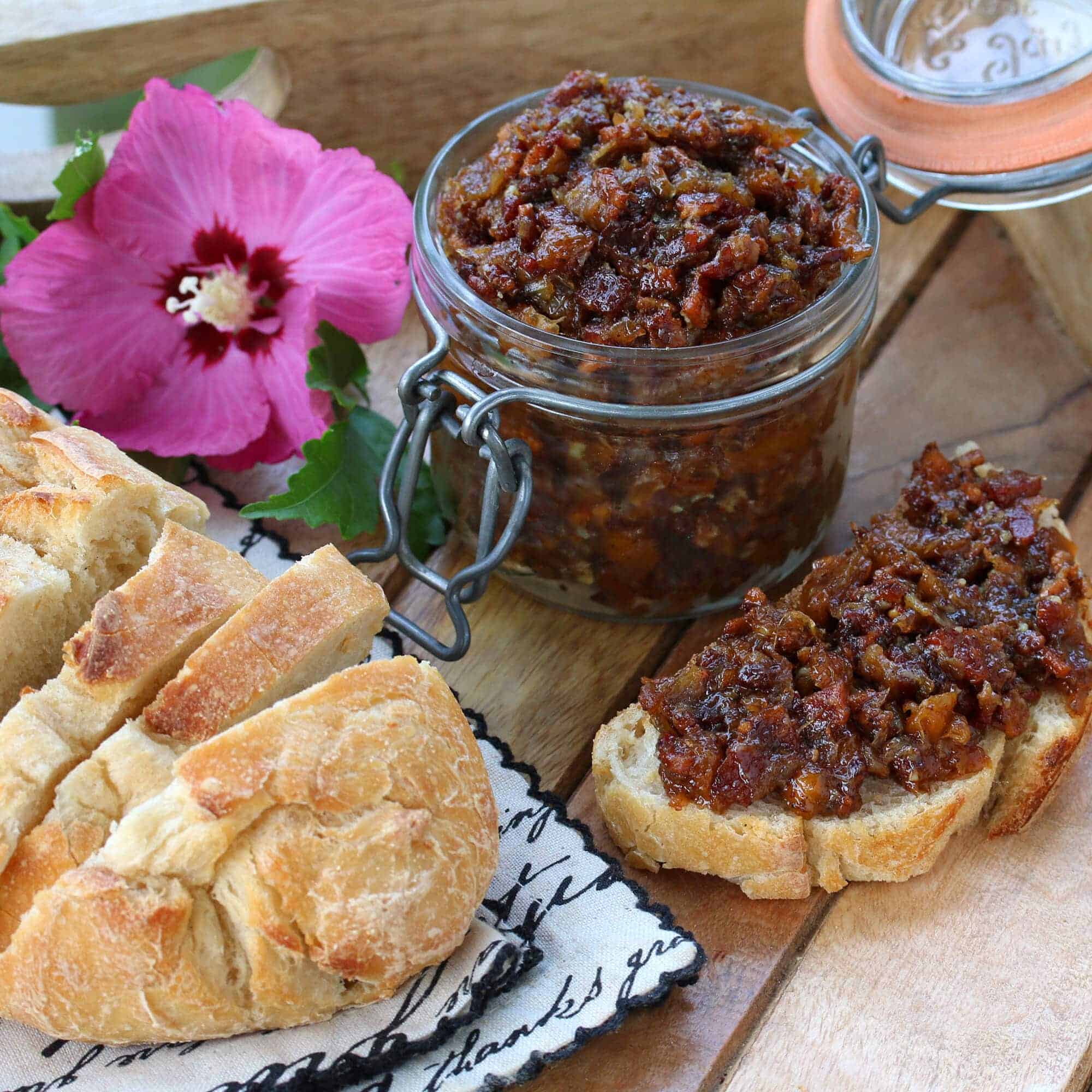 bacon jam recipe peach spread condiment bread sandwiches hors d'oeuvres appetizer entertaining 