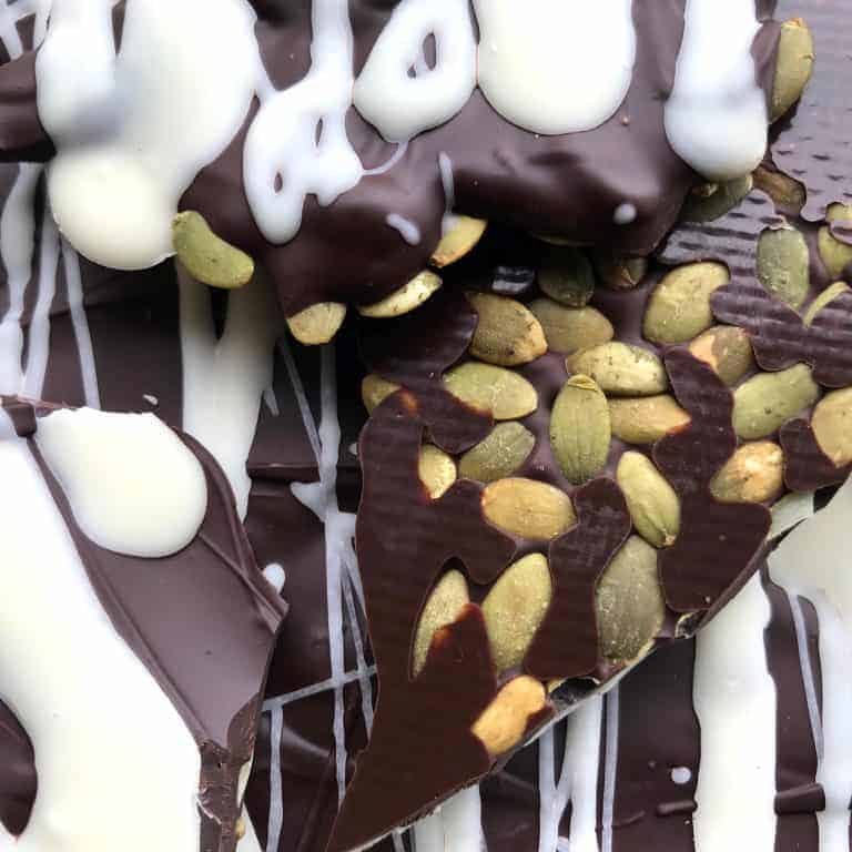 chocolate bark pumpkin seeds recipe homemade 