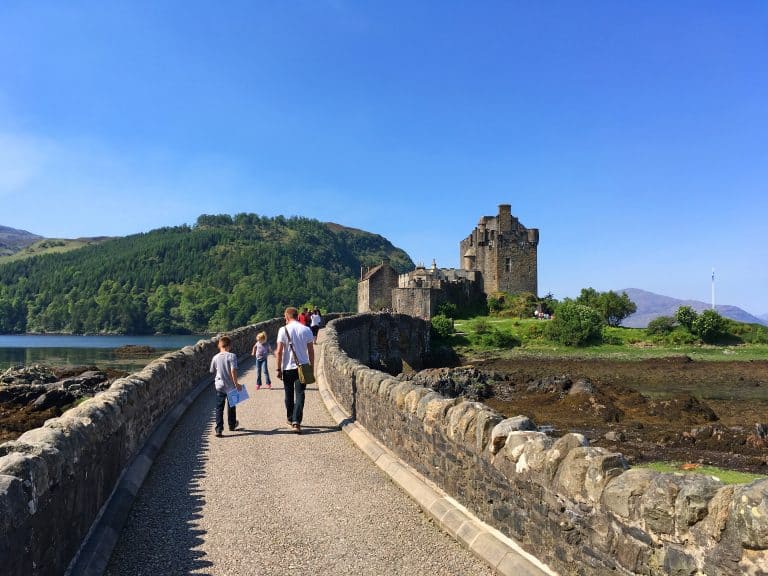 eilean donan castle scotland 