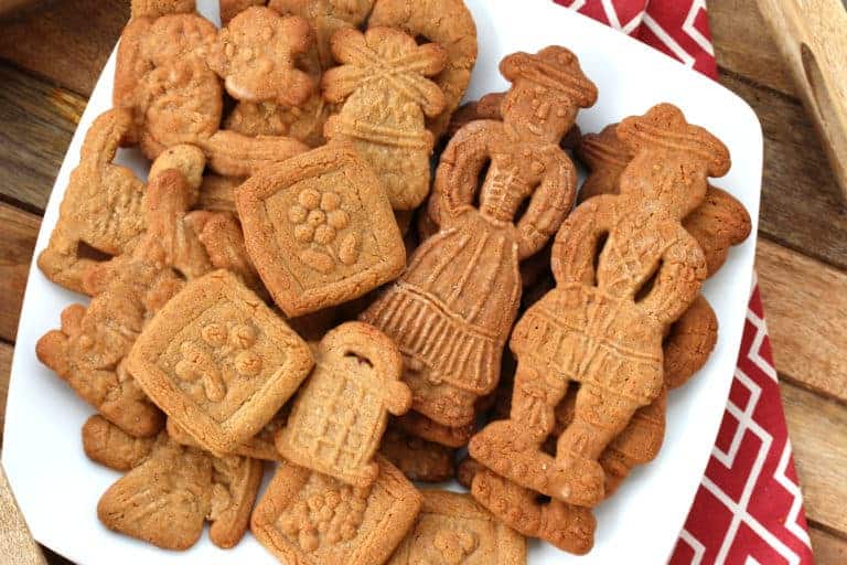 Traditional Speculoos Cookies - The Daring Gourmet