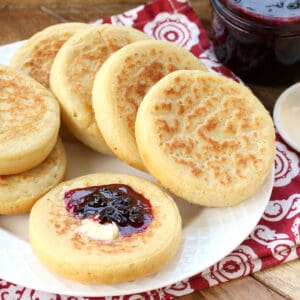 crumpet recipe homemade traditional crumpets authentic British English yeast