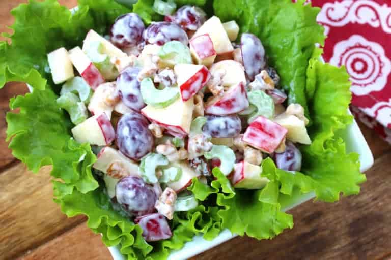 waldorf salad recipe best classic apples grapes walnuts mayonnaise 