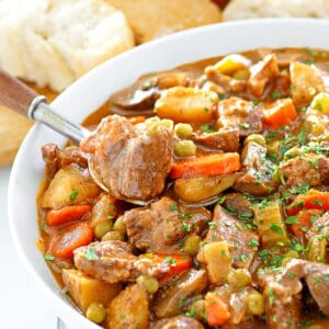 beef stew recipe best old fashioned classic red wine vegetables peas potatoes carrots