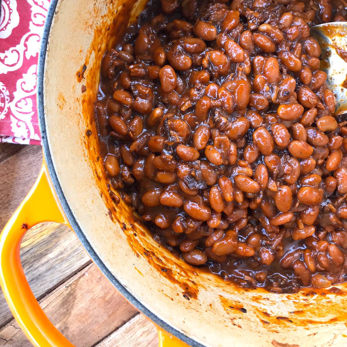 Dutch Oven Baked Beans