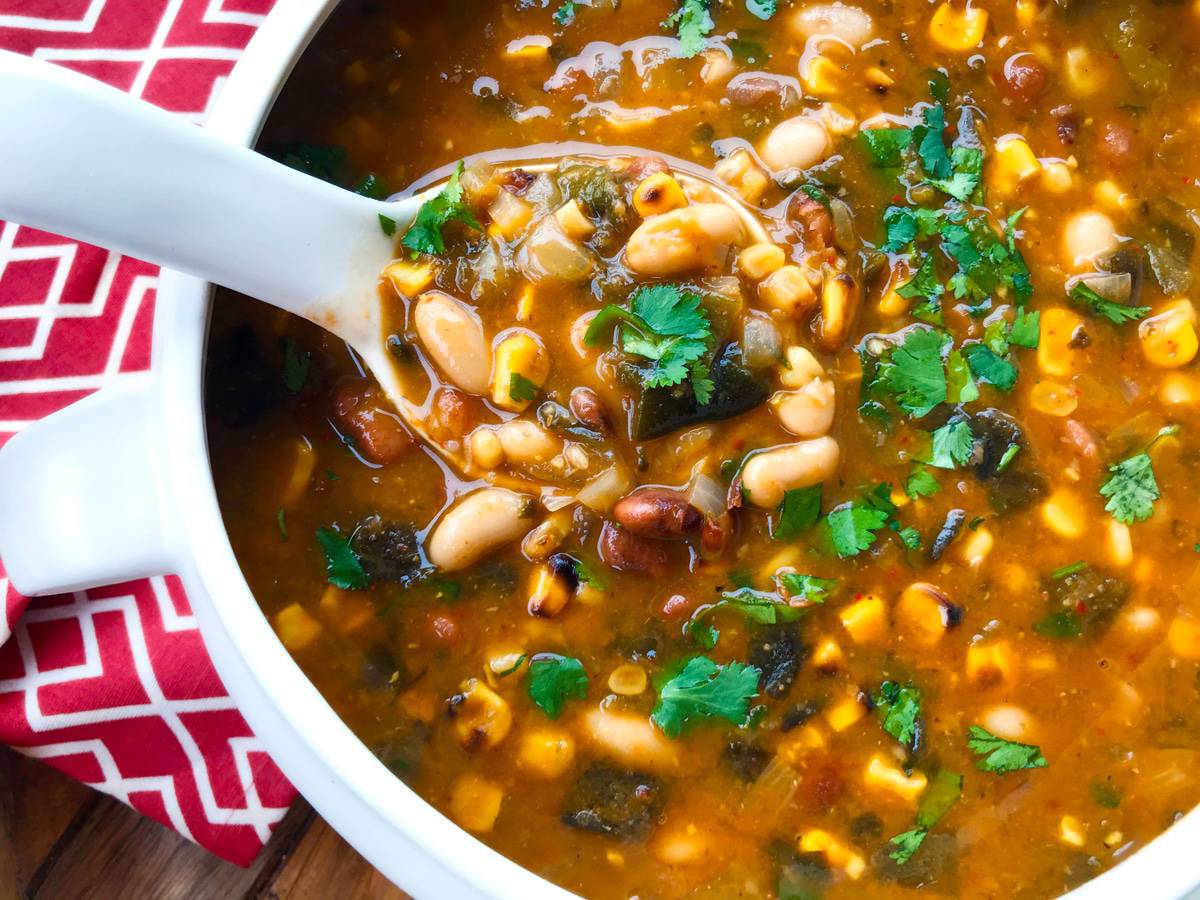 white bean chili recipe roasted corn peppers aneto