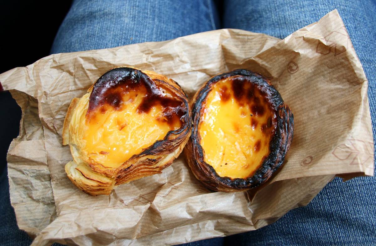 Pastéis de Nata (Portuguese Custard Tarts) - The Daring Gourmet