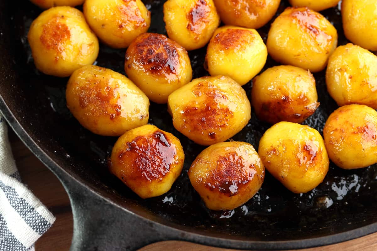 brunede kartofler recipe traditional Danish caramelized potatoes browned sugar butter Christmas