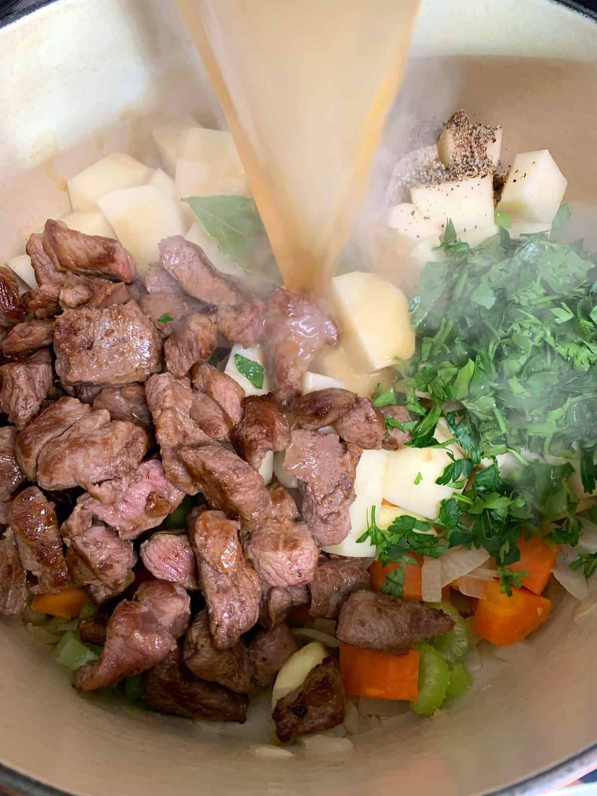 Irish lamb stew recipe authentic traditional potatoes carrots parsnips onions