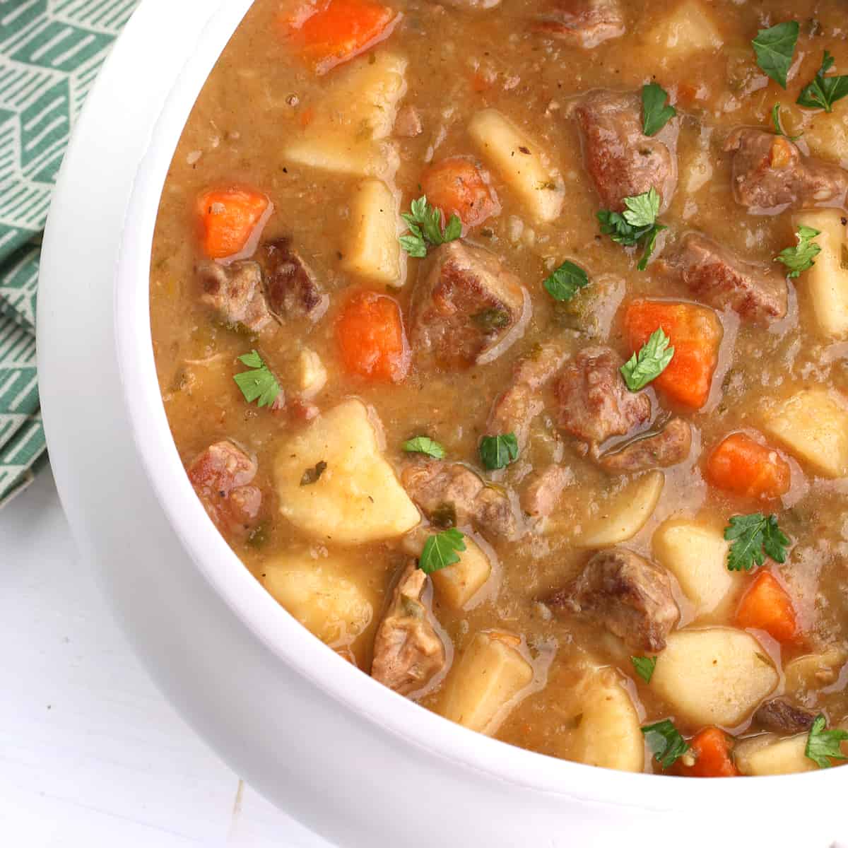 Irish stew recipe authentic traditional lamb potatoes carrots parsnips onions