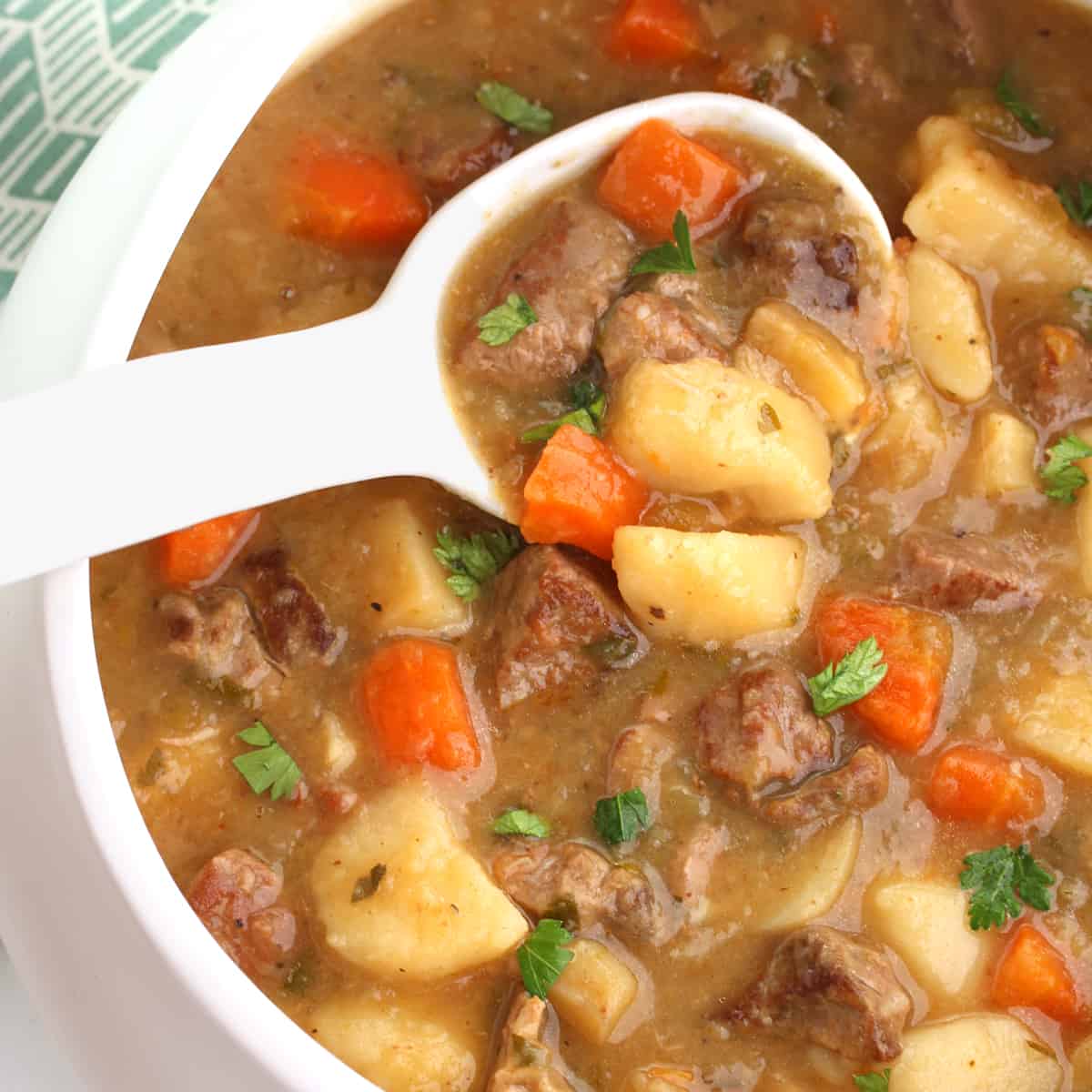 Irish stew recipe authentic traditional lamb potatoes carrots parsnips onions
