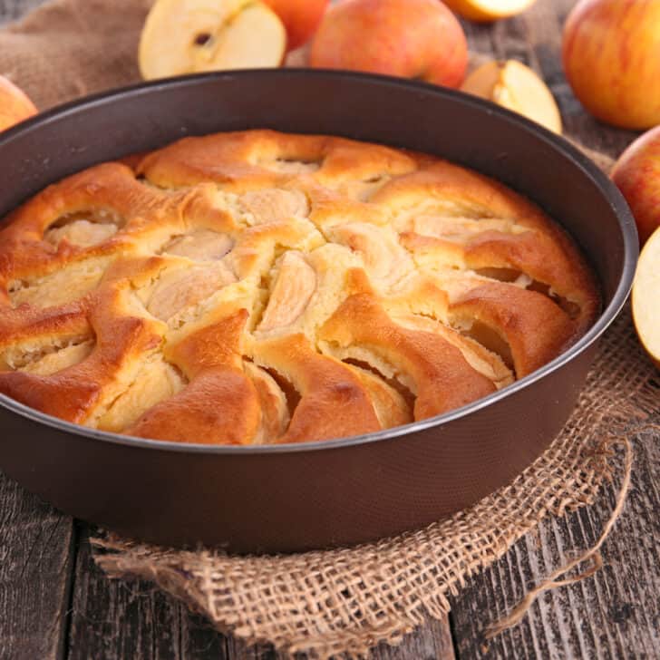 german apple cake recipe apfelkuchen rezept traditional authentic classic moist butter