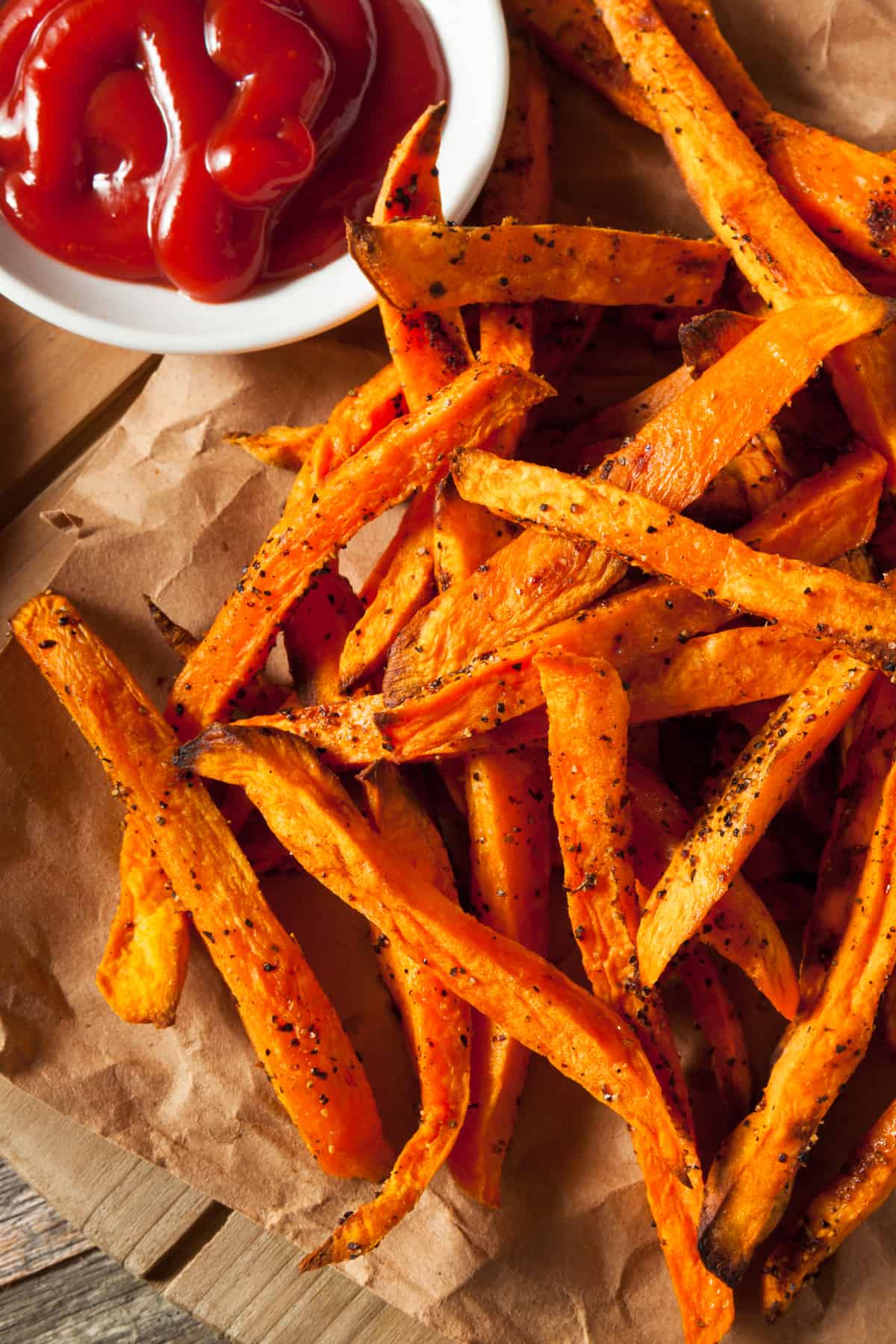 sweet potato fries recipe best crispy seasoned garlic paprika salt air fryer convection oven