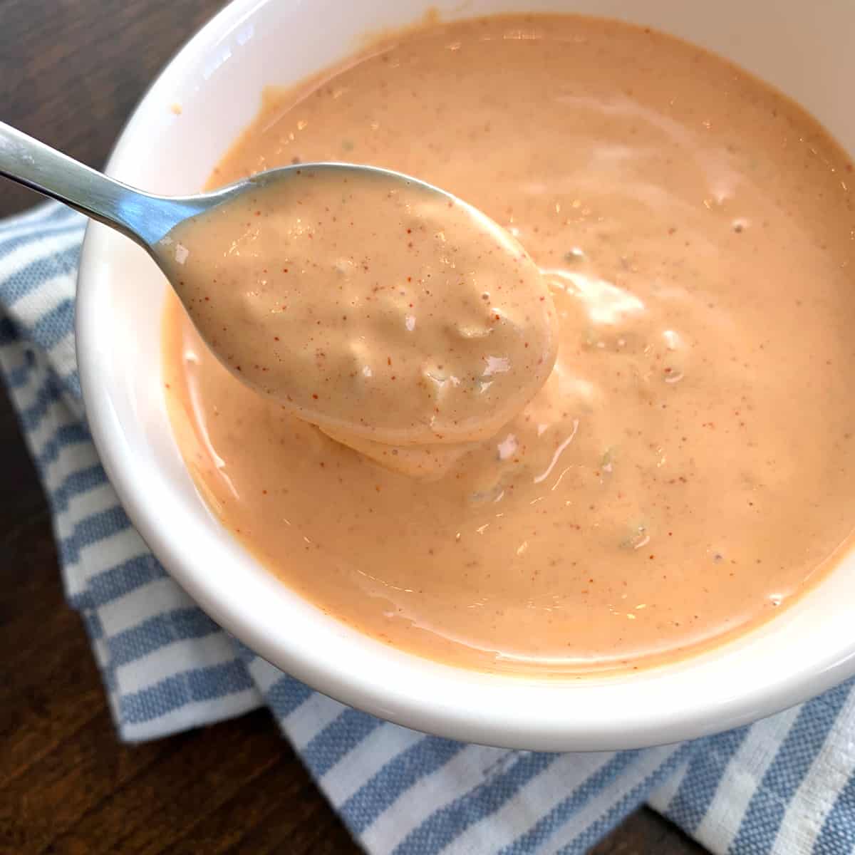 The best easy burger sauce - Simply Delicious