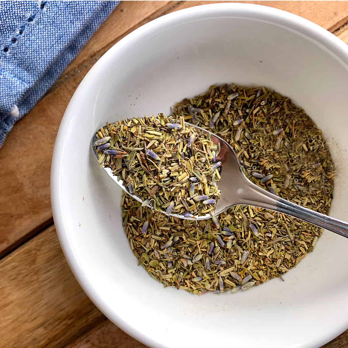 Recette des herbes de Provence maison, ingrédients et dosage