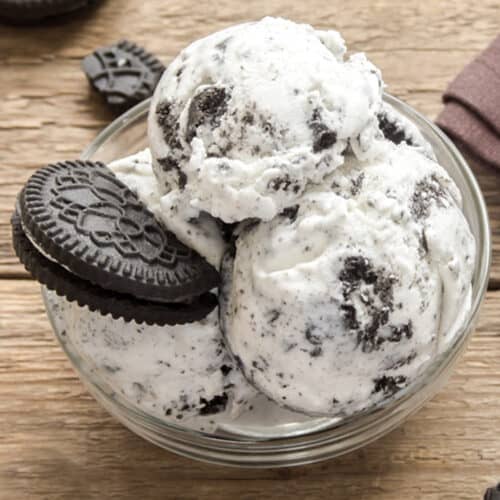 Cookies and Cream Ice Cream - The Daring Gourmet