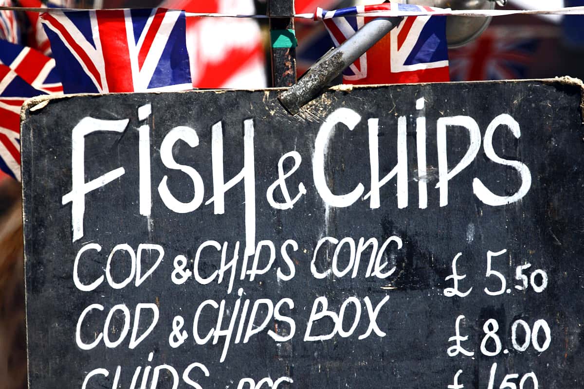 fish and chips sign great britain england