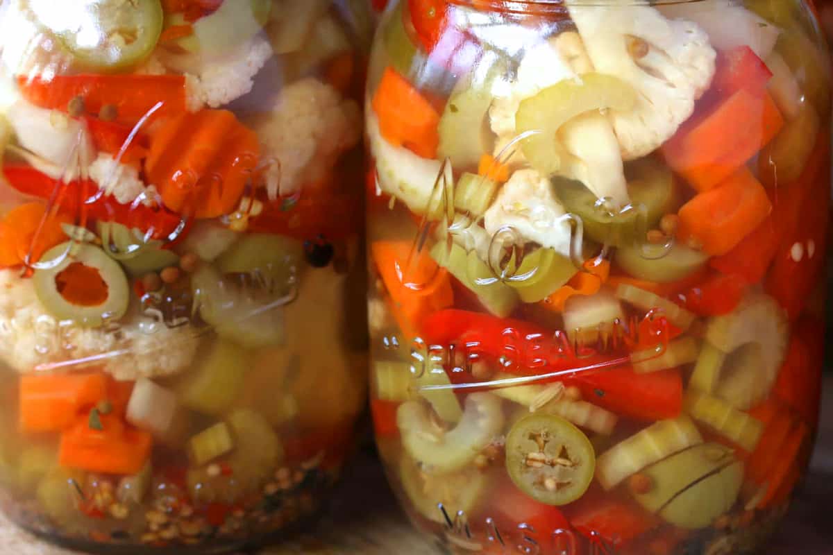 giardiniera recipe best authentic traditional chicago italian sandwiches muffuletta new orleans pickled vegetables canning