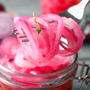 pickled red onions recipe classic traditional vinegar peppercorns garlic bay leaf canning preserving
