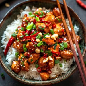 kung pao chicken recipe best chinese takeout copycat sichuan pepper szechuan peppercorns peanuts spicy hot sauce