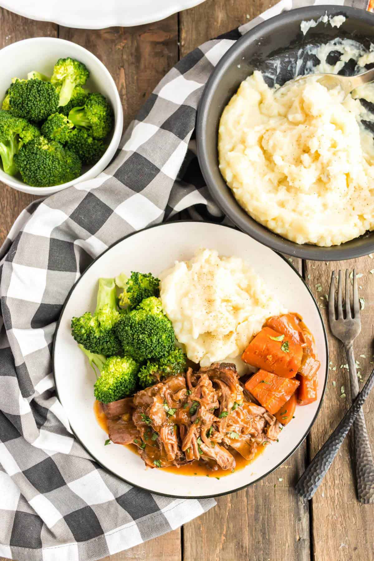 pot roast recipe best ultimate classic american slow cooker crock pot oven method 