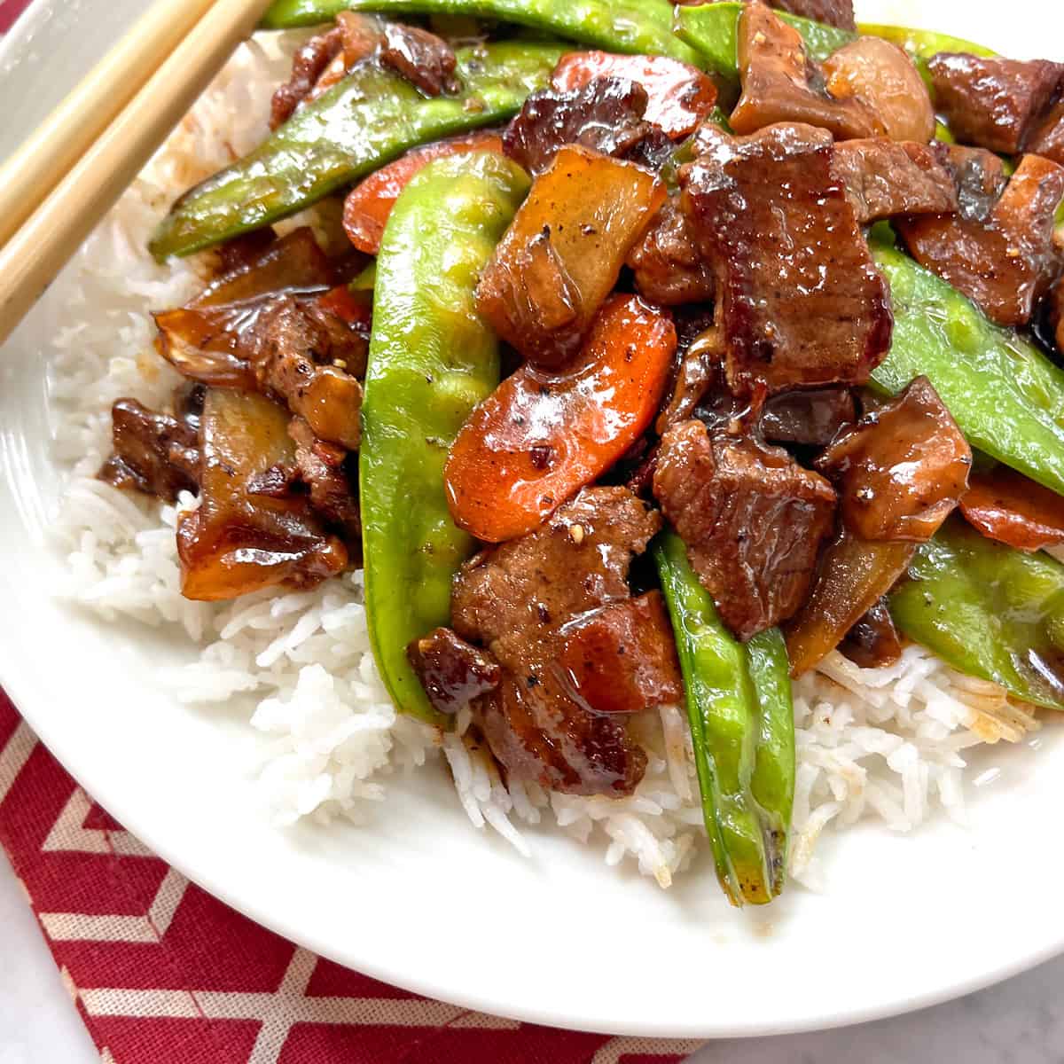 beef stir fry recipe easy fast snow peas mushrooms carrots bean sprouts sauce chinese takeout panda express asian