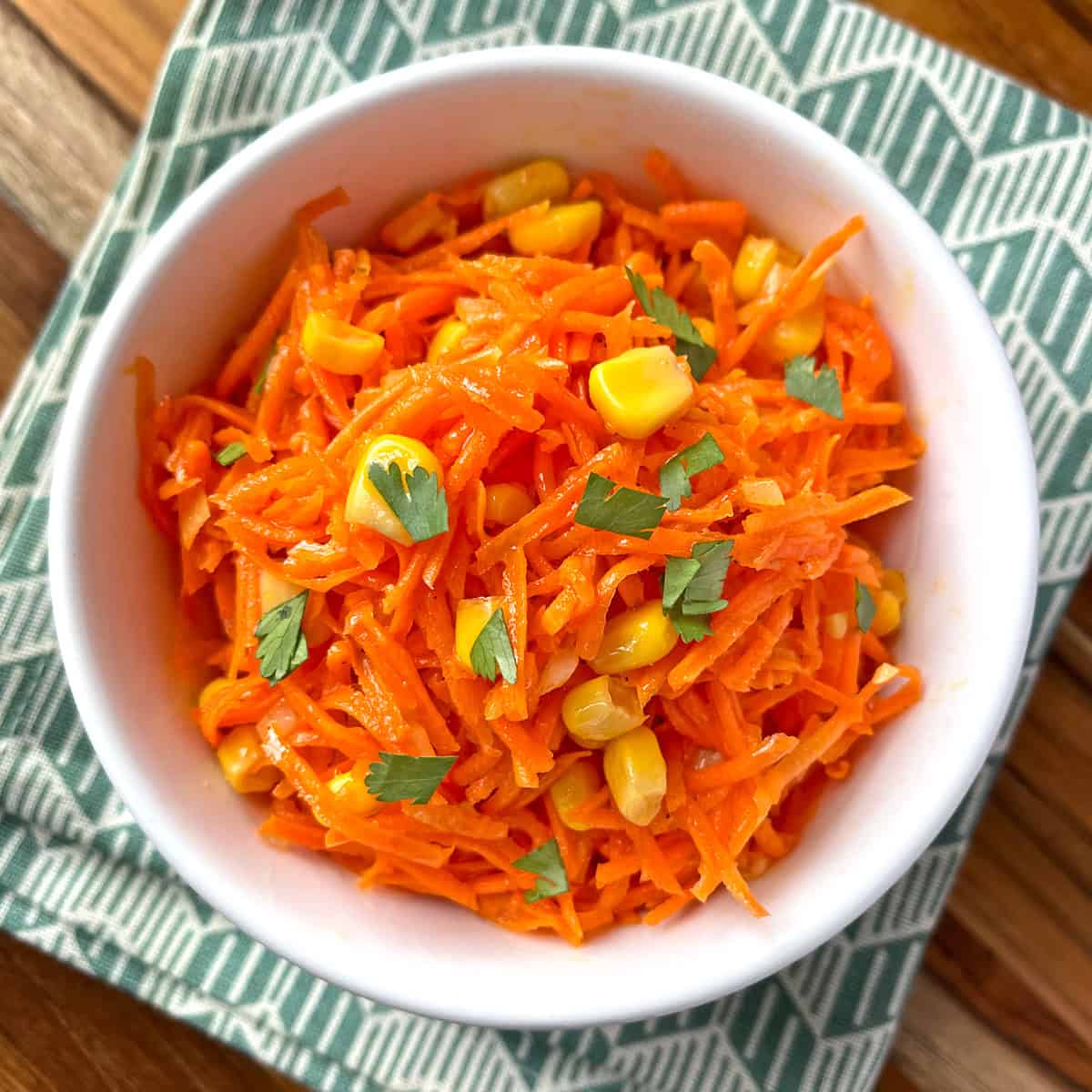 german carrot salad recipe with corn karottensalat vinaigrette vinegar oil onions honey mustard